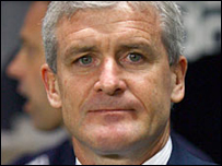 Huấn luyện viên Manchester City Mark Hughes 