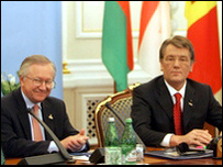 Тарасюк і Ющенко