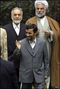 برخی نمايندگان مجلس شورای اسلامی ايران و محمود احمدی نژاد