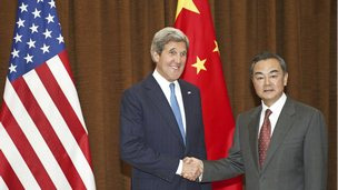 美國國務卿克里與中國外長王毅（13/04/2013）
