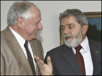 Lothar Bisky (esq) e Luiz Inácio Lula da Silva (Foto: Ricardo Stuckert/PR)
