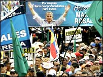 Comício de Manuel Rosales