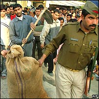 نٹھاری گاؤں