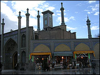 بيشترين شمار رای دهندگان عراقی خارج از اين کشور در ايران هستند