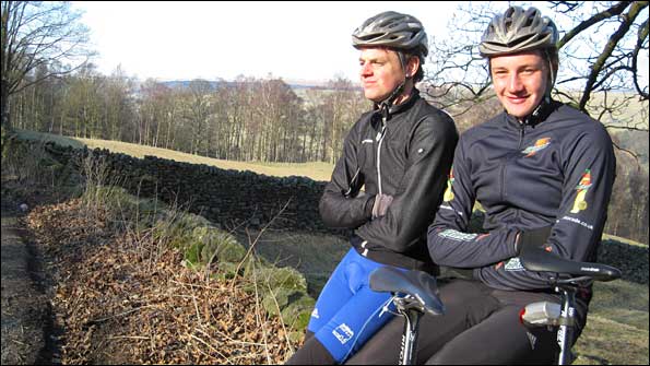 The brothers Brownlee take a rare breather