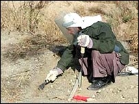 افغانستان لا هم د مينونو له ستونزو سره مخ دى .