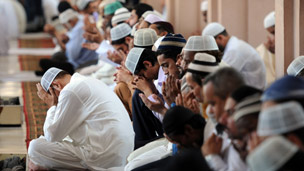 "Малалага ок атуу Пакистанды ойгото турган окуя болду", - деди тышкы иштер министри Хина Раббани.