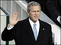 Bush yemin ediyor