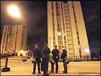 Věžáky na předměstí Paříže