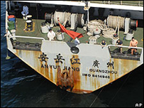 Tàu Trung Quốc ở cảng Durban