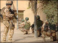 इराक में ब्रिटिश सैनिक