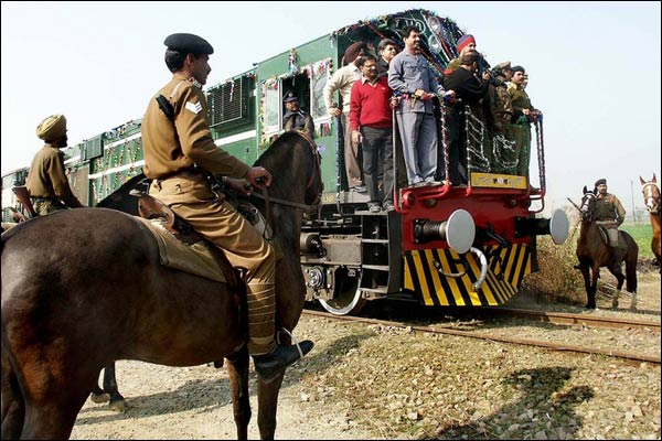 समझौता एक्सप्रेस में विस्फोट