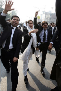 وکلاء احتجاج (فائل فوٹو)