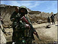 سرباز افغان در شیندند