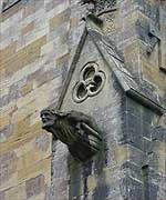 Addurn ar fur y Gadeirlan