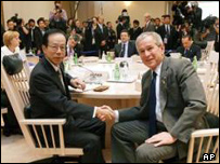 بوش و نخست وزیر ژاپن