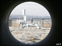 Vista do principal gasoduto na Ucrânia, perto de Kiev, capital do país