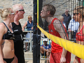 Chris Evans beach volleyball