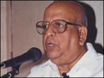 بھارت کے سابق چیف الیکشن کمشنر ٹی این سیشان نے یہ خطاب ویّیو کے ذریعے کیا