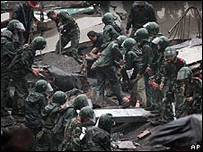 Quân đội cứu hộ