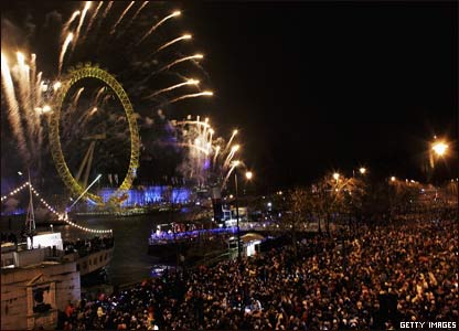 泰晤士河畔迎接新年