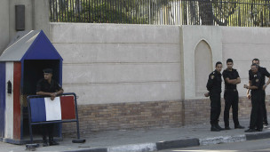 Penjagaan di Kedutaan Prancis