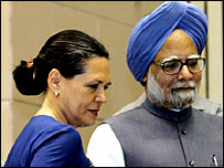 सोनिया गांधी और मनमोहन सिंह