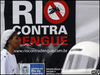 Cartaz alerta contra a dengue no Rio