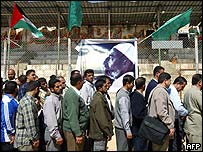 Palestinci drží za Jasína smutek