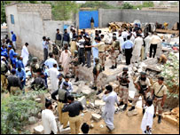 کراچی دھماکہ