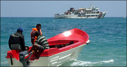ICRC workers in Puthumatalan