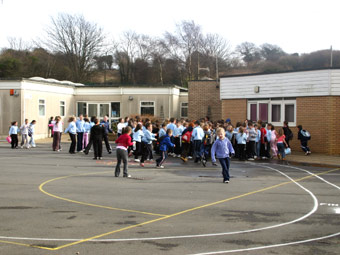 Ysgol Gymraeg Dewi Sant,
