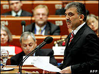 Президент Туреччини Абдулла Гюль уже почав натякати США на погіршення співпраці