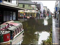 Fleet Street, Swindon's Canal route?
