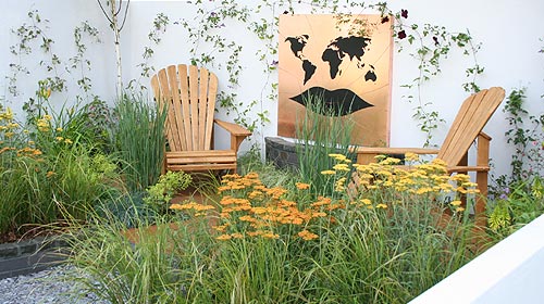 Worldwide Web Courtyard Garden