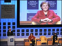 Angela Merkel participa da abertura do Fórum Econômico Mundial, em Davos