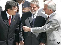 Presidentes Nicanor Duarte (Paraguai), Lula (Brasil) e Tabaré Vázquez (Uruguai)
