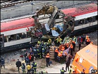 Trem em Madri destruído pelas bombas de 11 de março