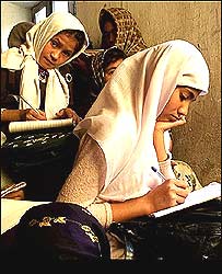 دانش آموزان افغان