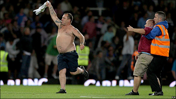 The scenes at Upton Park brought back unpleasant memories of the late 1970s and early 1980s