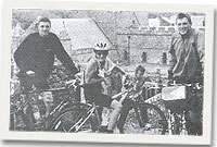 Y beicwyr yn Nhŷ Ddewi