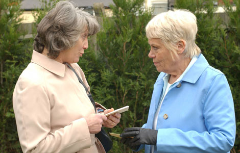 2 grandmothers talking
