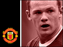 O atacante Wayne Rooney; ao lado, o escudo do Manchester United