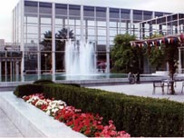 Queens Court, Centre:MK