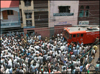 تامل سکول میں آگ