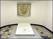 पोप की कब्र