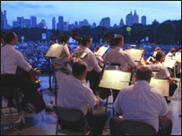 A Filarmônica de Nova York, durante concerto no Central Park