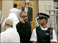 برطانوی مسلمان اور پولیس