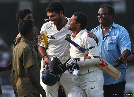 sachincelebrate438.jpg