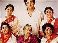 आशा भोसले का परिवार